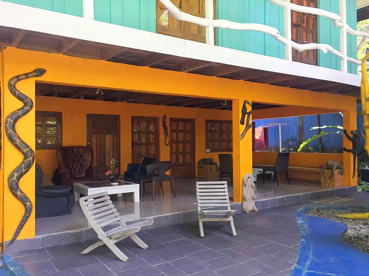 Madre Selva Hostel Puerto Viejo de Talamanca Buitenkant foto