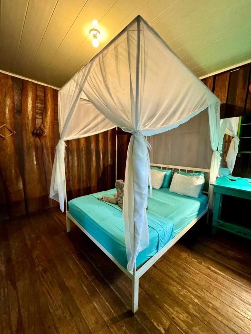 Madre Selva Hostel Puerto Viejo de Talamanca Buitenkant foto