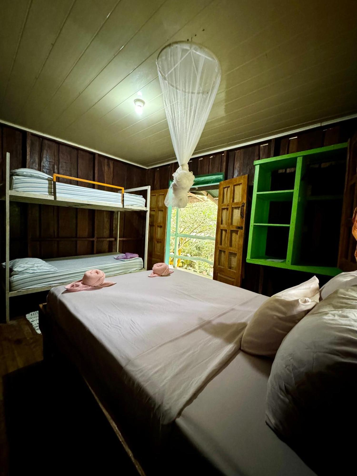 Madre Selva Hostel Puerto Viejo de Talamanca Buitenkant foto