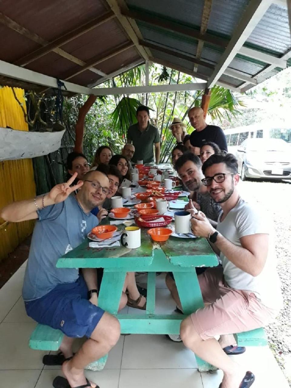 Madre Selva Hostel Puerto Viejo de Talamanca Buitenkant foto